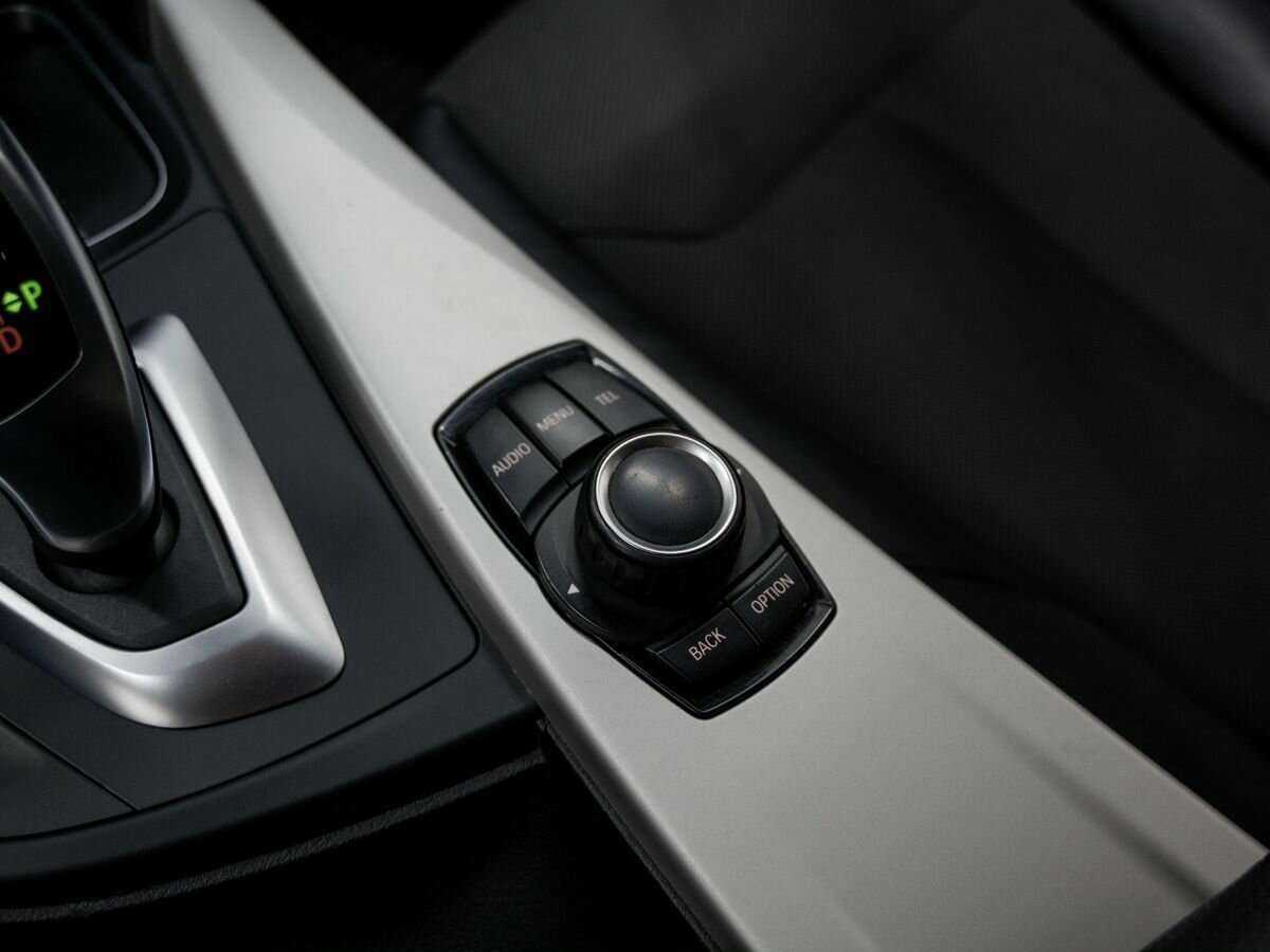 BMW 3 серии б/у, 2016, Автоматическая. Фото: #18