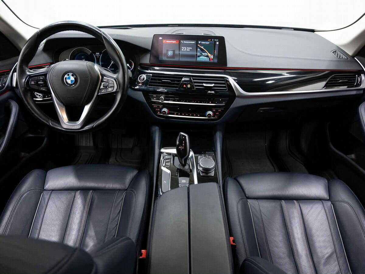 BMW 5 серии б/у, 2017, Автоматическая. Фото: #13