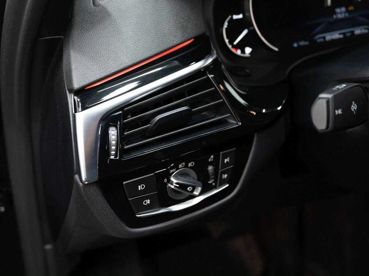 BMW 5 серии б/у, 2019, Автоматическая. Фото: #18