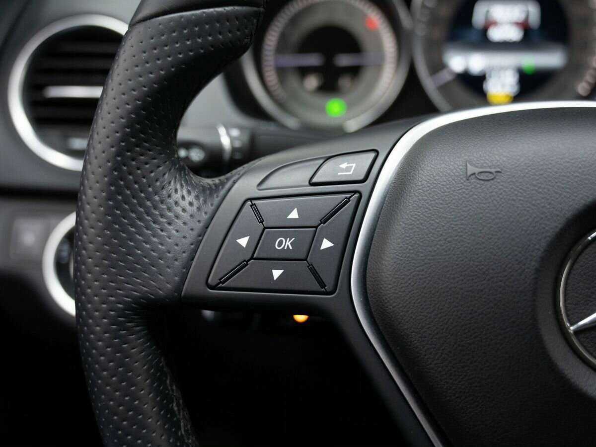 Mercedes-Benz C-Класс б/у, 2013, Автоматическая. Фото: #18