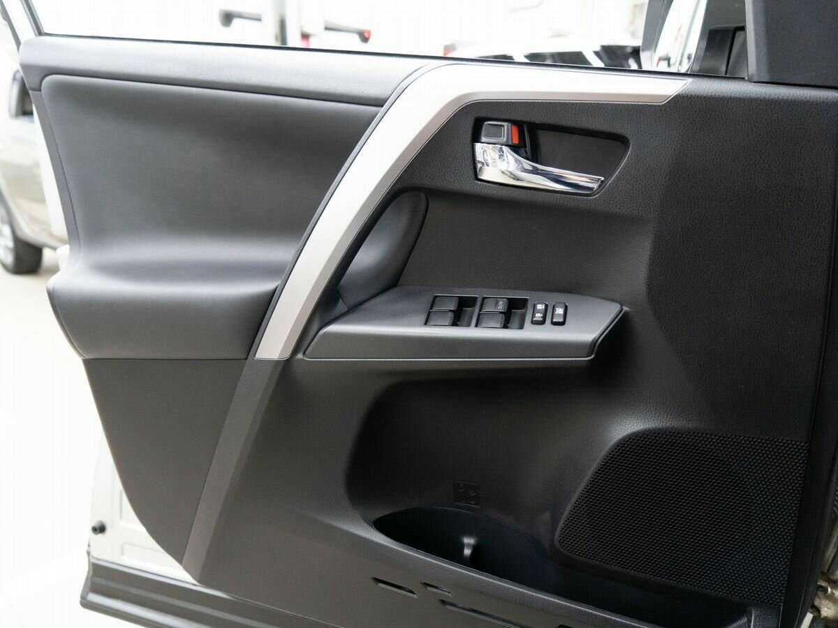 Toyota RAV4 б/у, 2016, Вариатор. Фото: #14