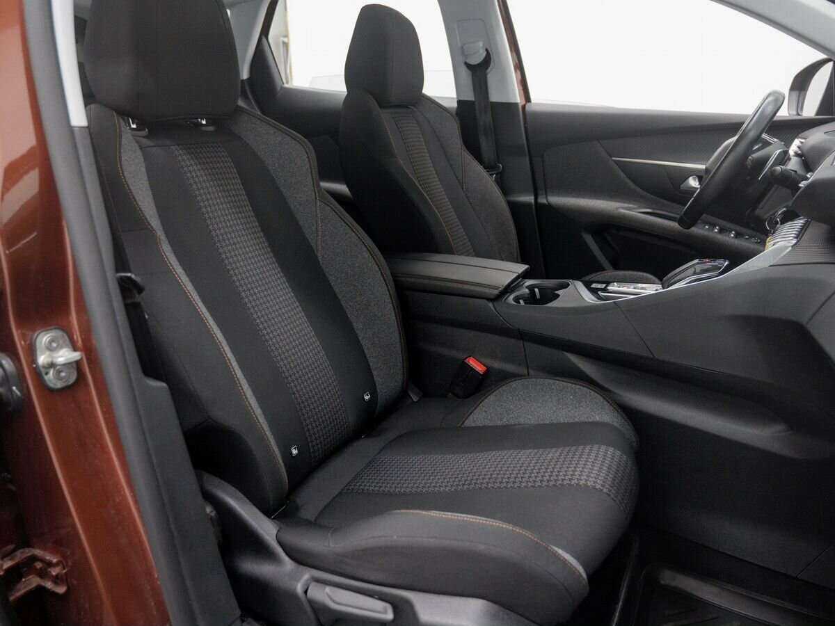 Peugeot 3008 б/у, 2018, Автоматическая. Фото: #7