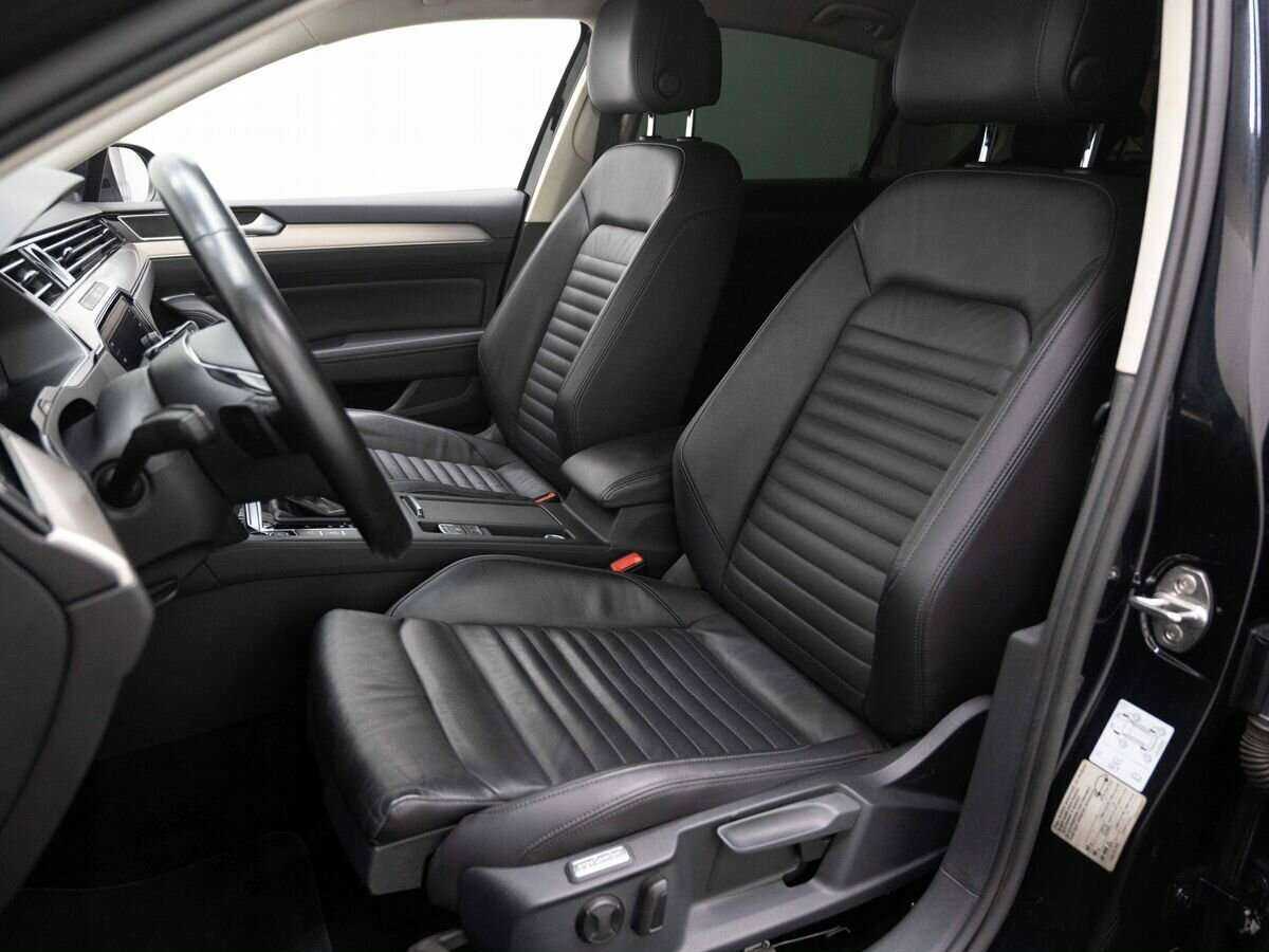 Volkswagen Passat б/у, 2019, Роботизированная. Фото: #7