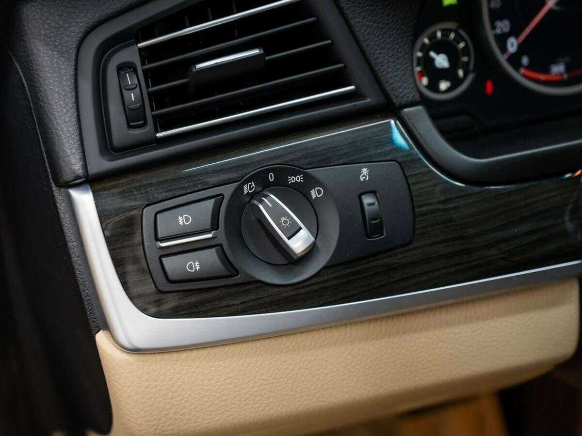 BMW 5 серии б/у, 2013, Автоматическая. Фото: #15