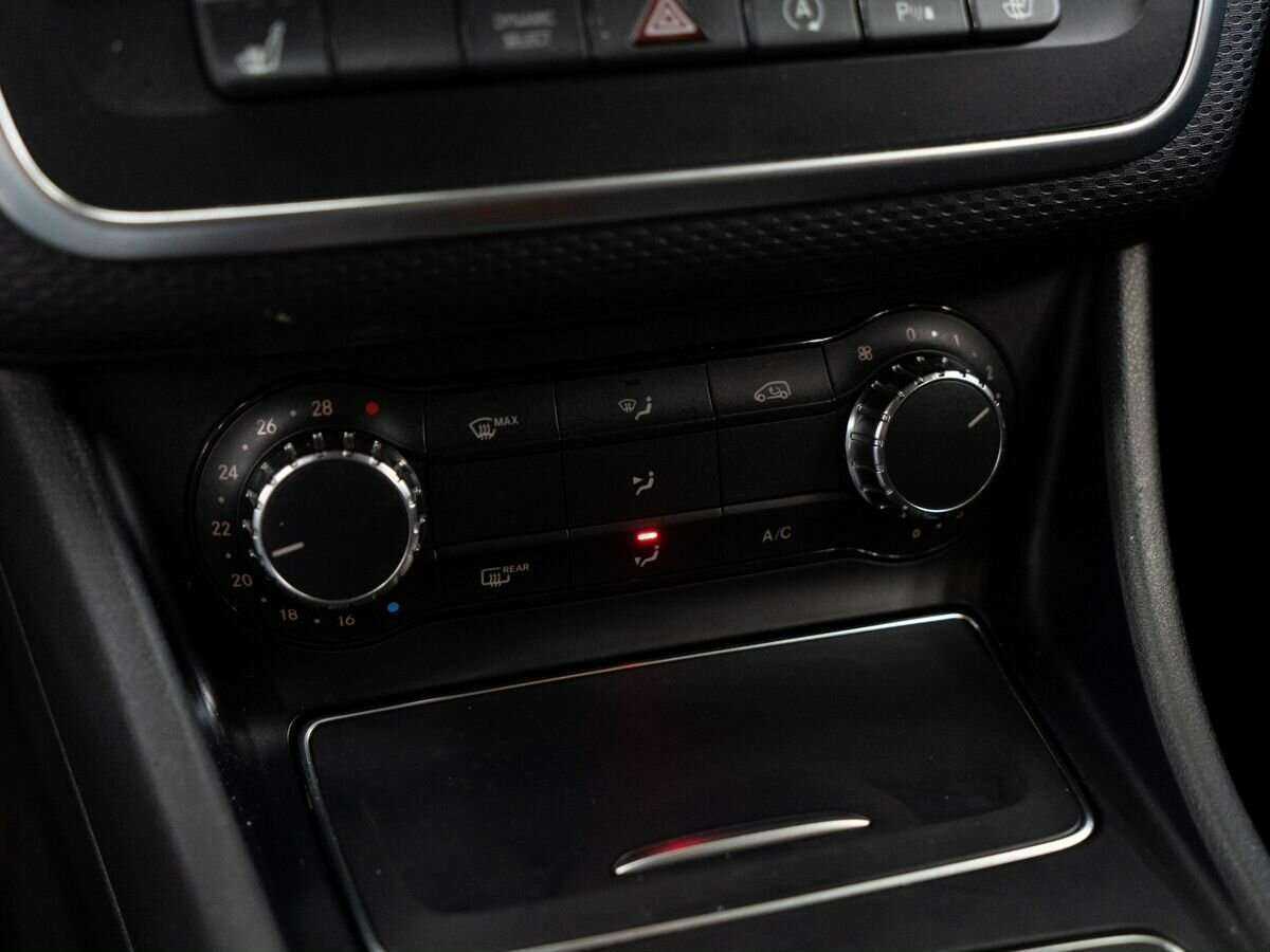 Mercedes-Benz A-Класс б/у, 2016, Роботизированная. Фото: #9