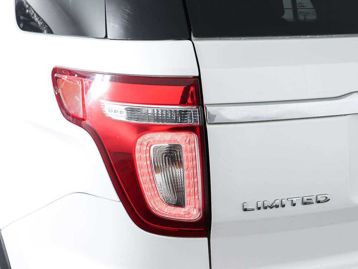 Ford Explorer б/у, 2012, Автоматическая. Фото: #26