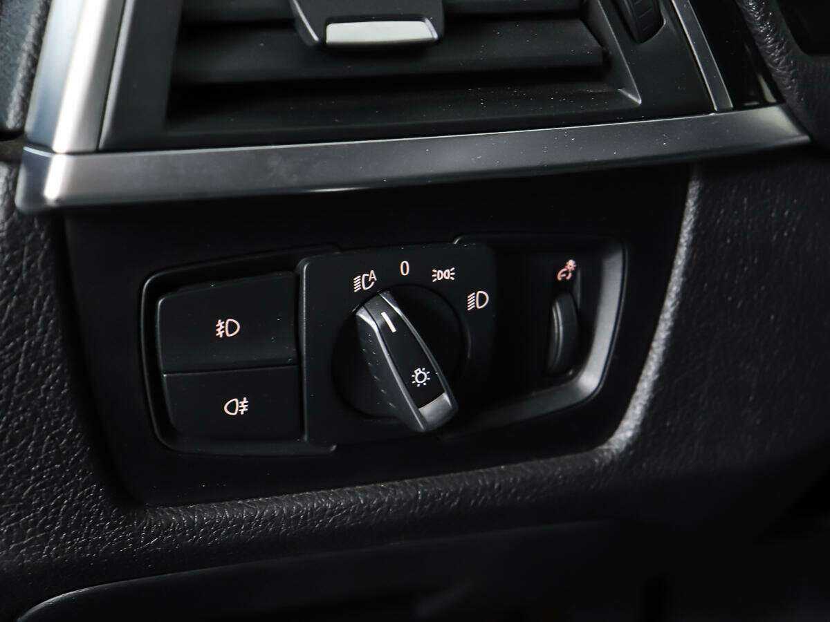 BMW 3 серии б/у, 2017, Автоматическая. Фото: #15