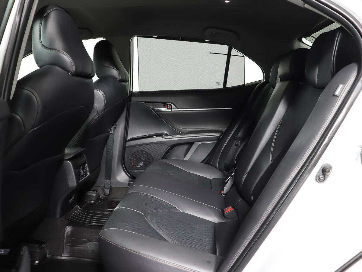 Toyota Camry б/у, 2020, Автоматическая. Фото: #7