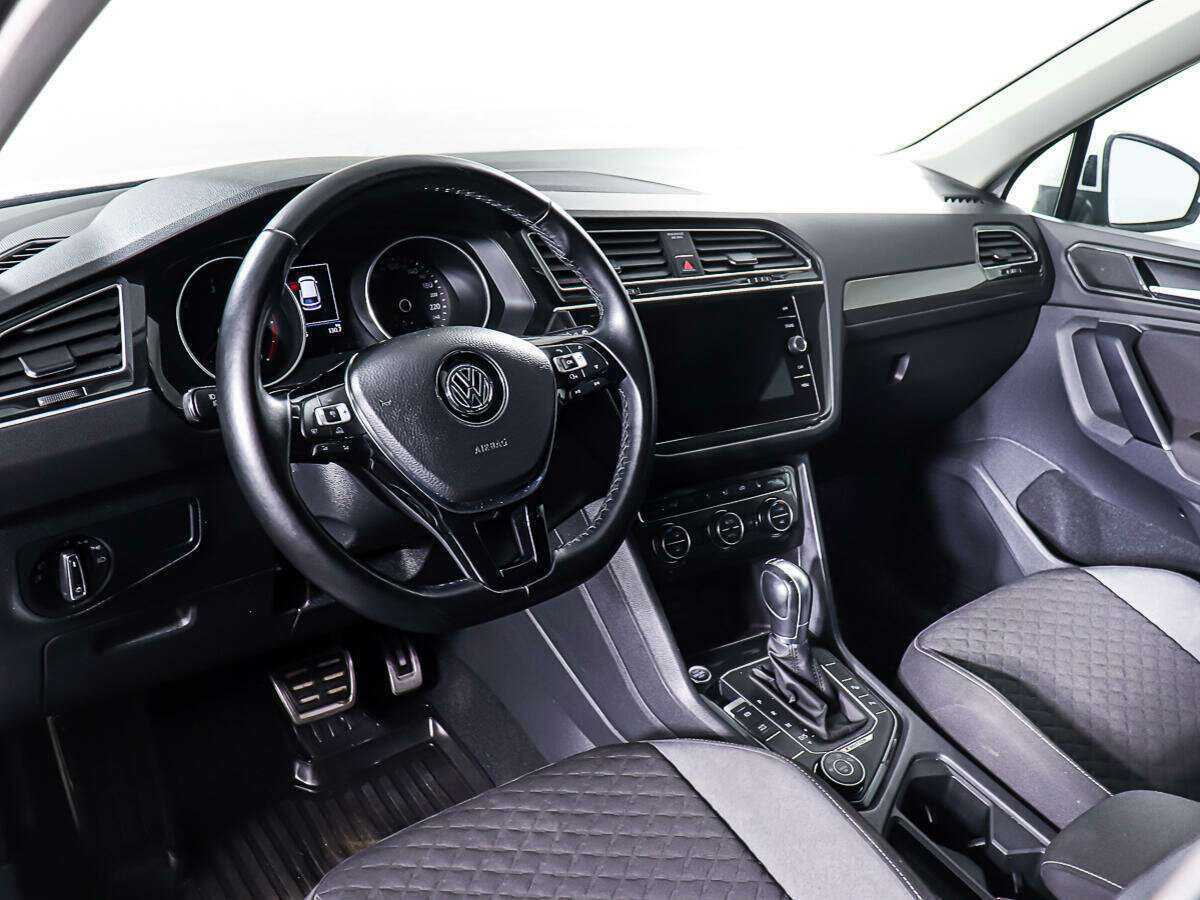 Volkswagen Tiguan б/у, 2018, Роботизированная. Фото: #11