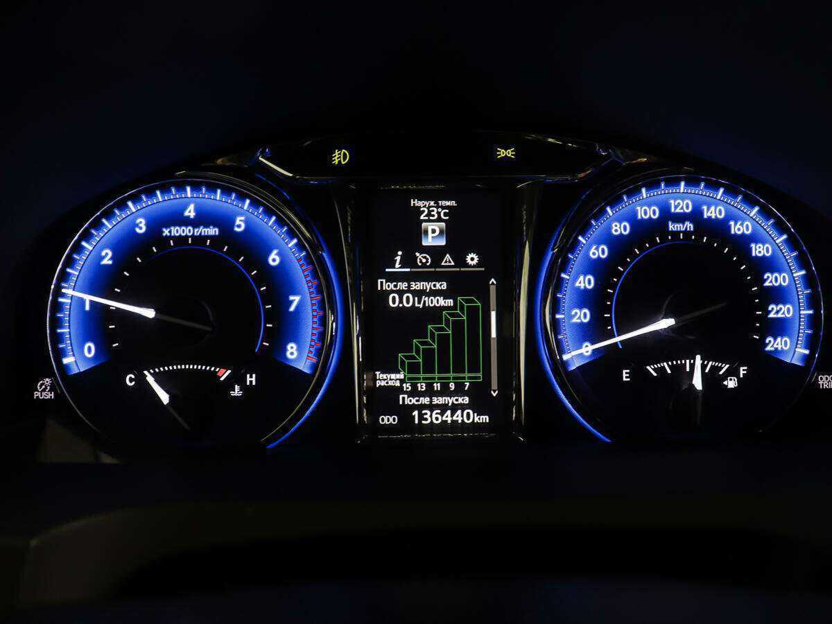 Toyota Camry б/у, 2017, Автоматическая. Фото: #13