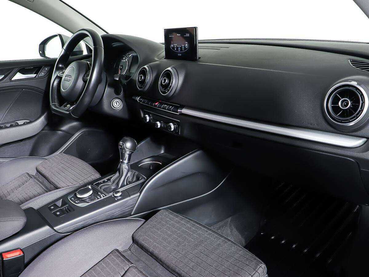 Audi A3 б/у, 2015, Роботизированная. Фото: #7