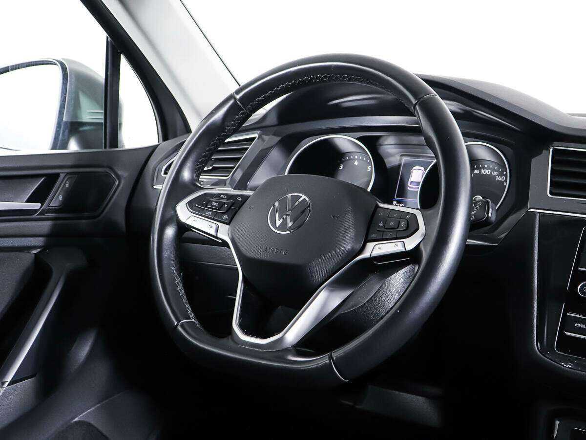 Volkswagen Tiguan б/у, 2020, Роботизированная. Фото: #13