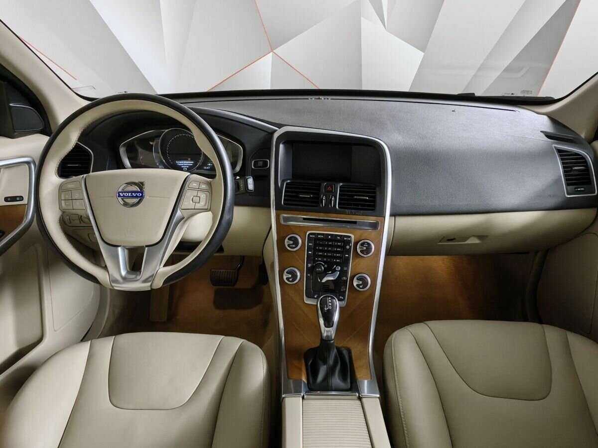 Volvo XC60 б/у, 2015, Автоматическая. Фото: #10