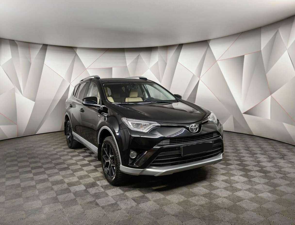 Toyota RAV4 б/у, 2017, Автоматическая. Фото: #2