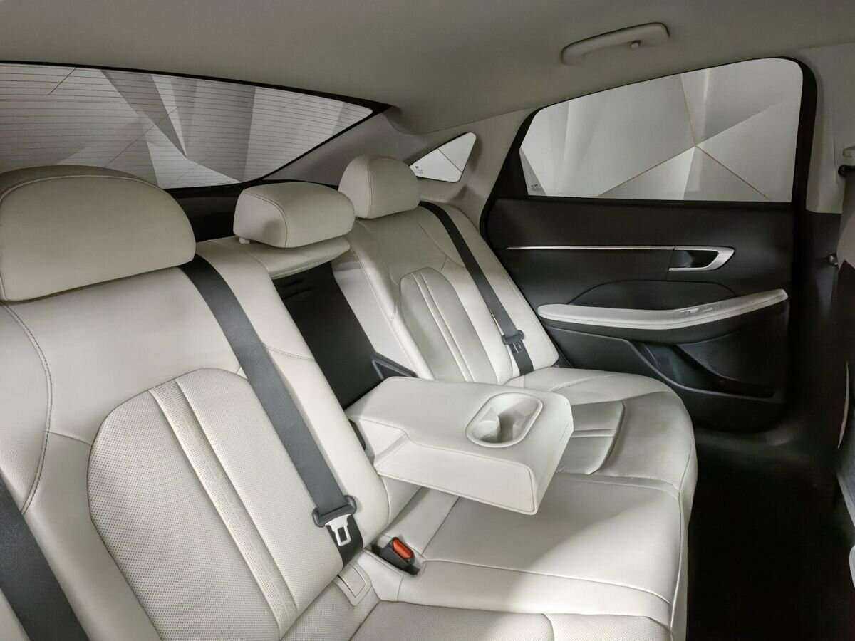 Hyundai Sonata б/у, 2020, Автоматическая. Фото: #13