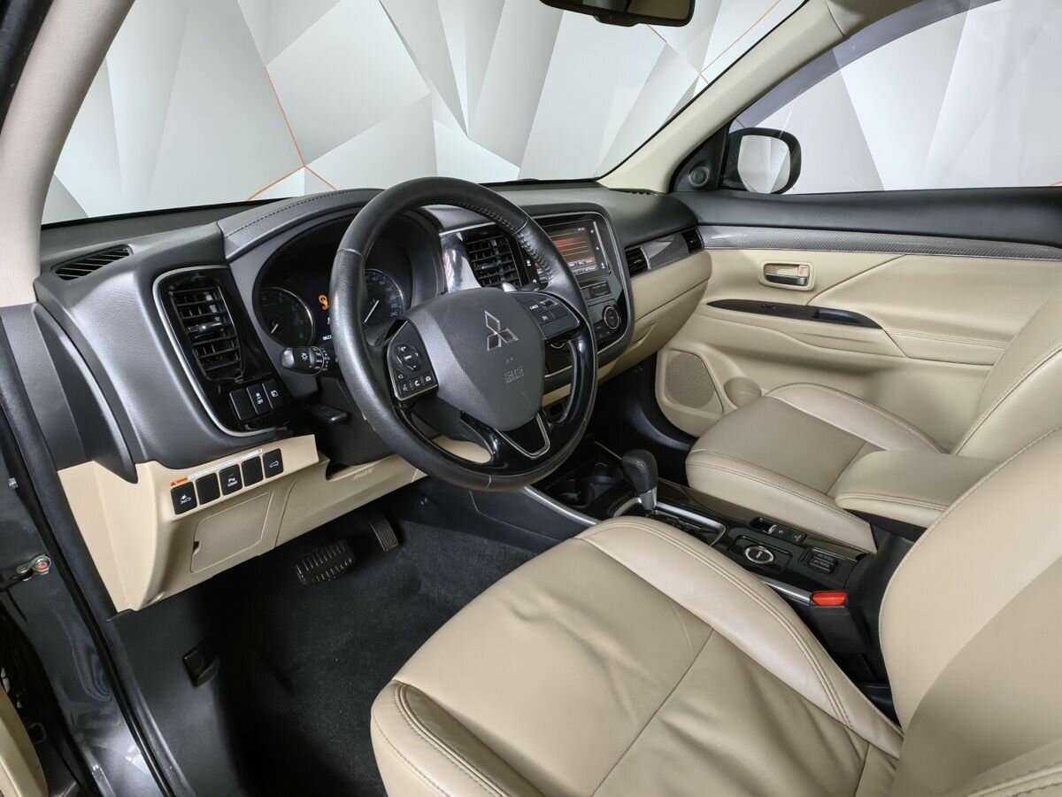 Mitsubishi Outlander б/у, 2019, Вариатор. Фото: #13