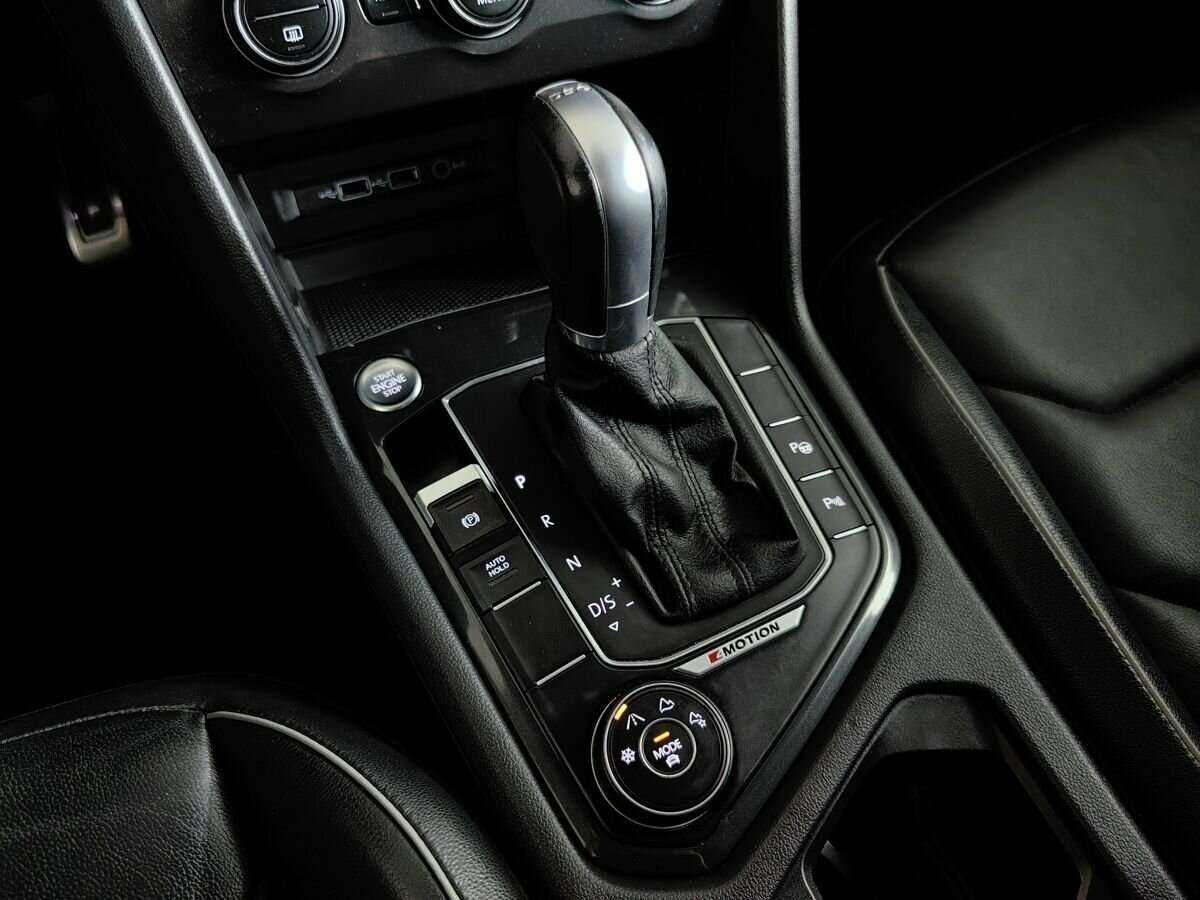 Volkswagen Tiguan б/у, 2018, Роботизированная. Фото: #13