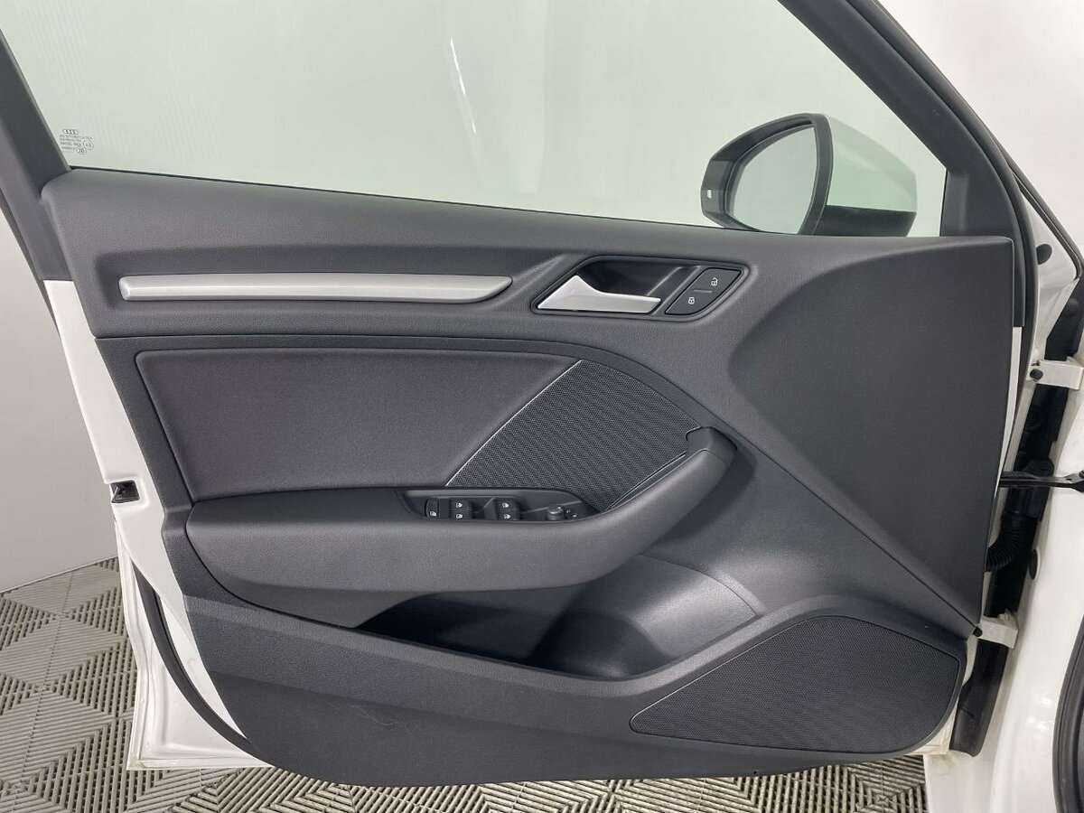 Audi A3 б/у, 2018, Роботизированная. Фото: #7