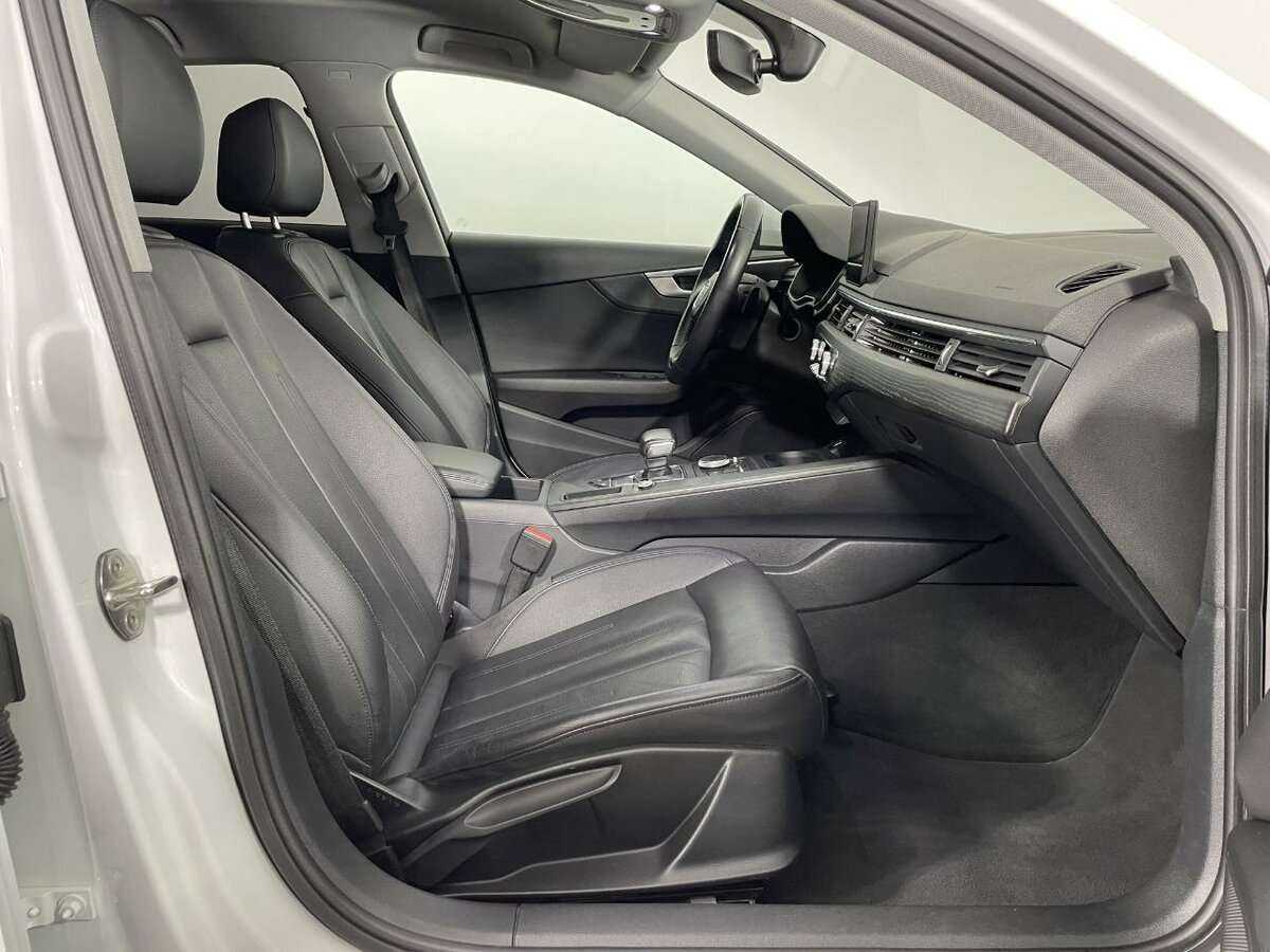 Audi A4 б/у, 2018, Роботизированная. Фото: #13