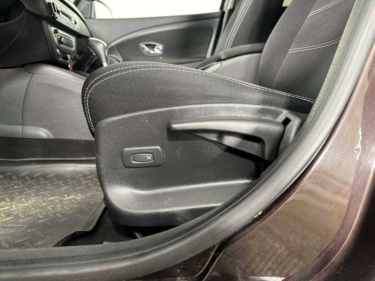 Renault Fluence б/у, 2014, Вариатор. Фото: #9