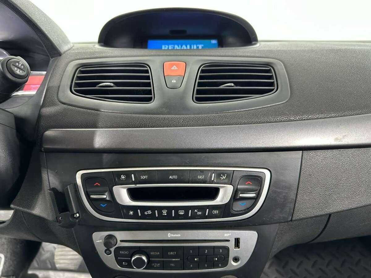 Renault Fluence б/у, 2014, Вариатор. Фото: #11