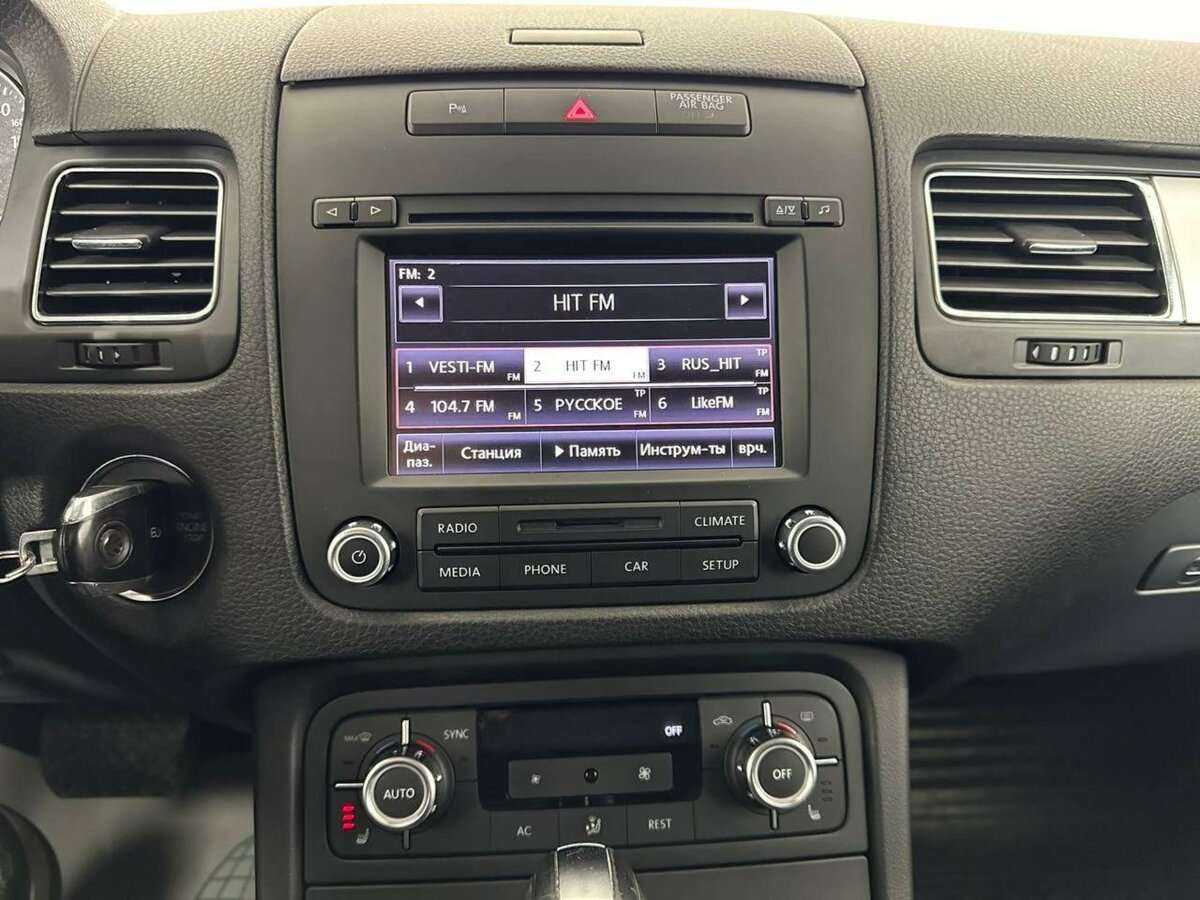 Volkswagen Touareg б/у, 2012, Автоматическая. Фото: #11