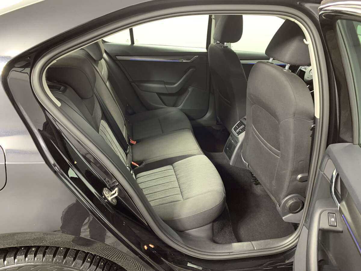 Skoda Octavia б/у, 2018, Роботизированная. Фото: #12