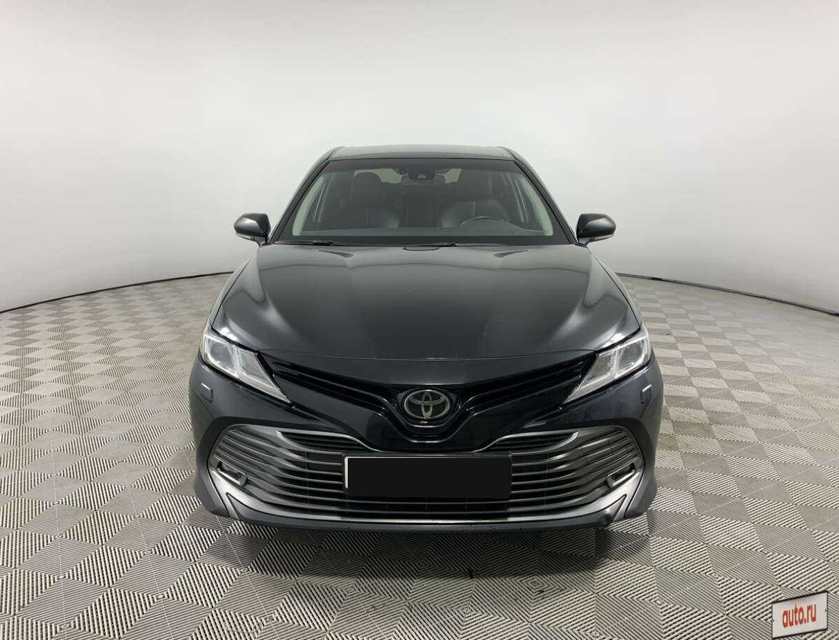 Toyota Camry б/у, 2019, Автоматическая. Фото: #1