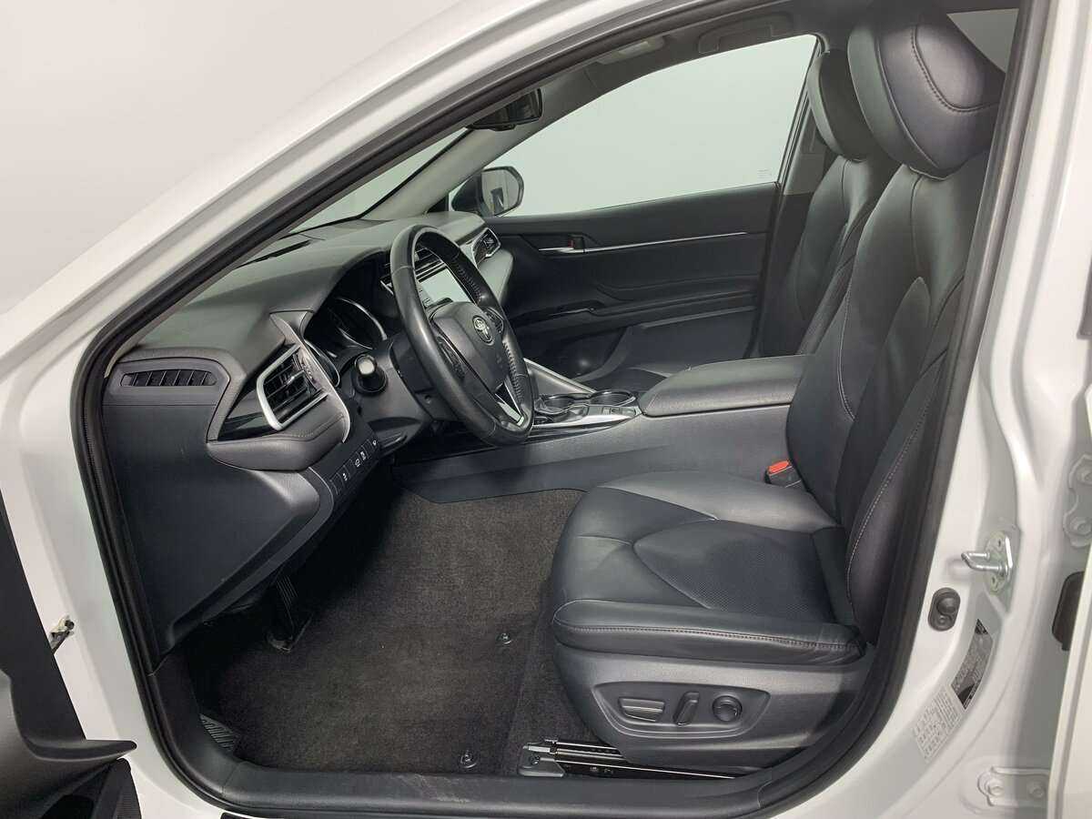 Toyota Camry б/у, 2020, Автоматическая. Фото: #13