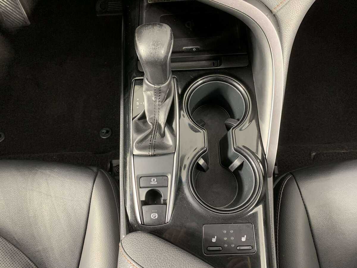 Toyota Camry б/у, 2020, Автоматическая. Фото: #18