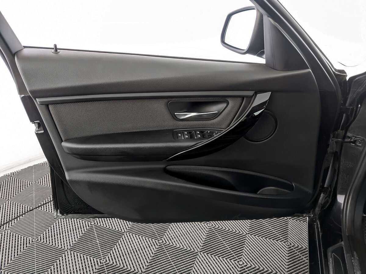 BMW 3 серии б/у, 2018, Автоматическая. Фото: #14