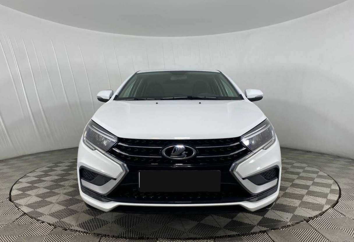 Lada (ВАЗ) Vesta б/у, 2023, Механическая. Фото: #1
