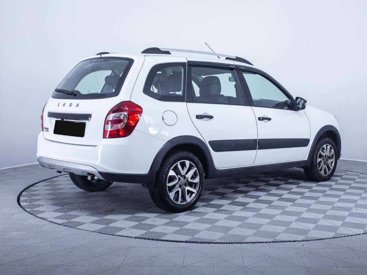 Lada (ВАЗ) Granta б/у, 2023, Механическая. Фото: #4