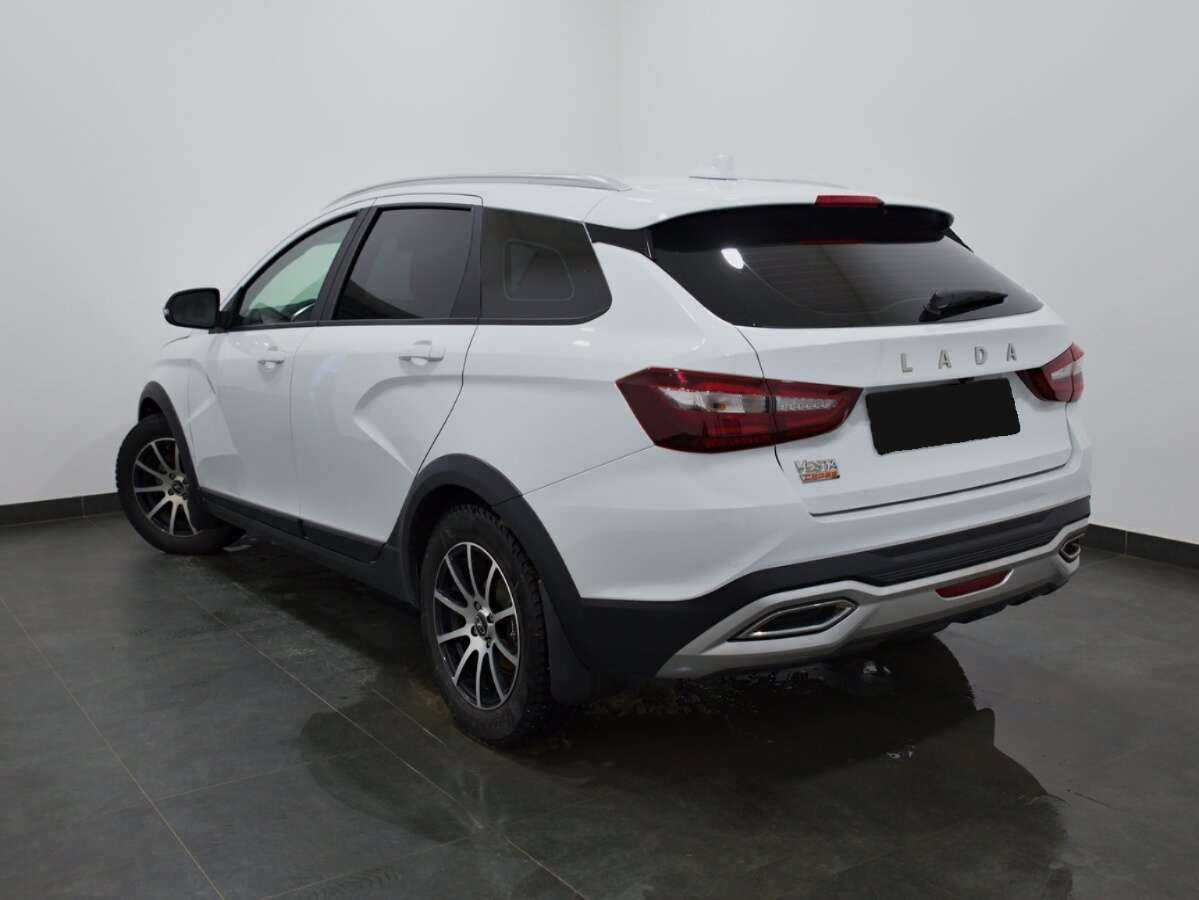 Lada (ВАЗ) Vesta б/у, 2023, Механическая. Фото: #2