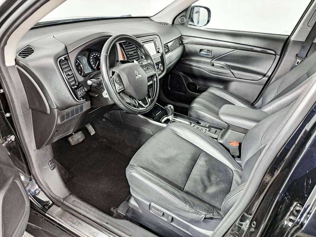 Mitsubishi Outlander б/у, 2017, Вариатор. Фото: #13
