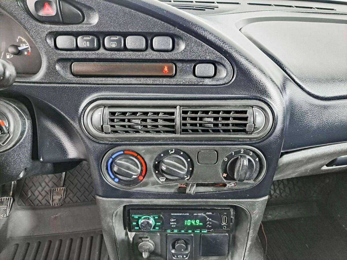 Chevrolet Niva б/у, 2017, Механическая. Фото: #14