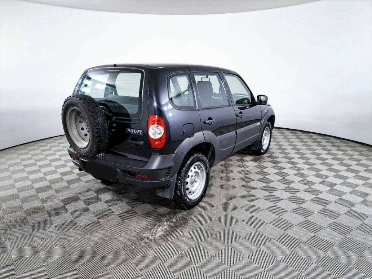 Chevrolet Niva б/у, 2018, Механическая. Фото: #4