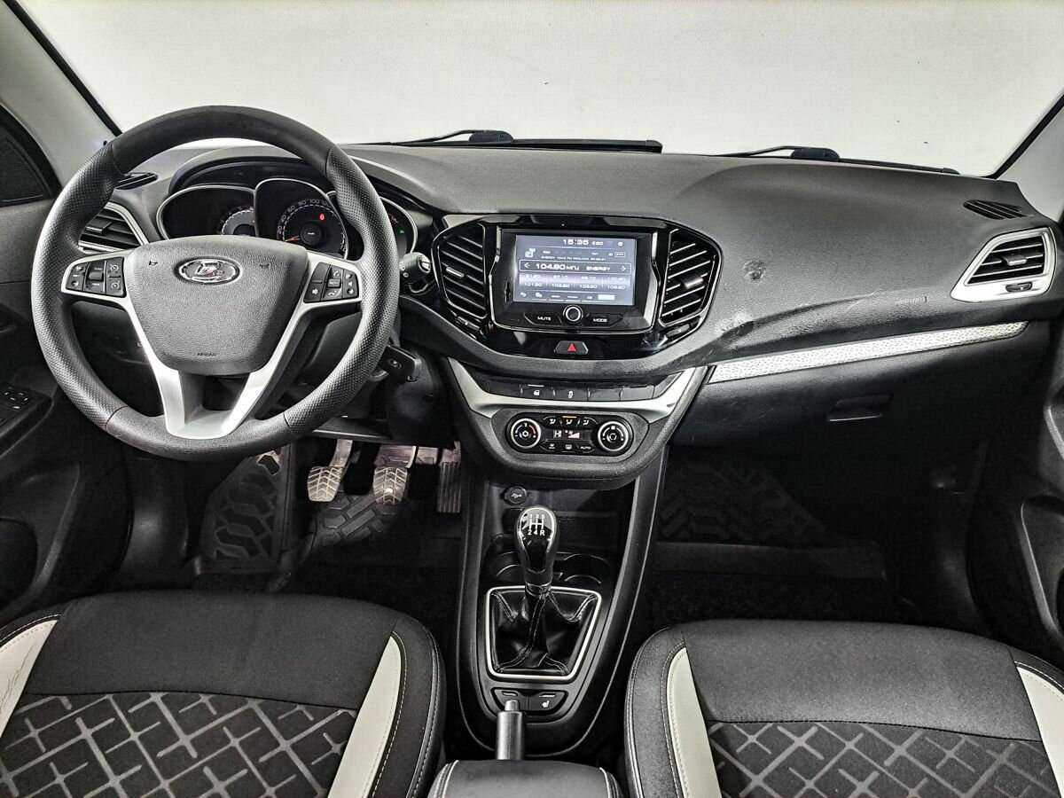 Лада (ВАЗ) Веста б/у, 2018, Механическая. Фото: #11