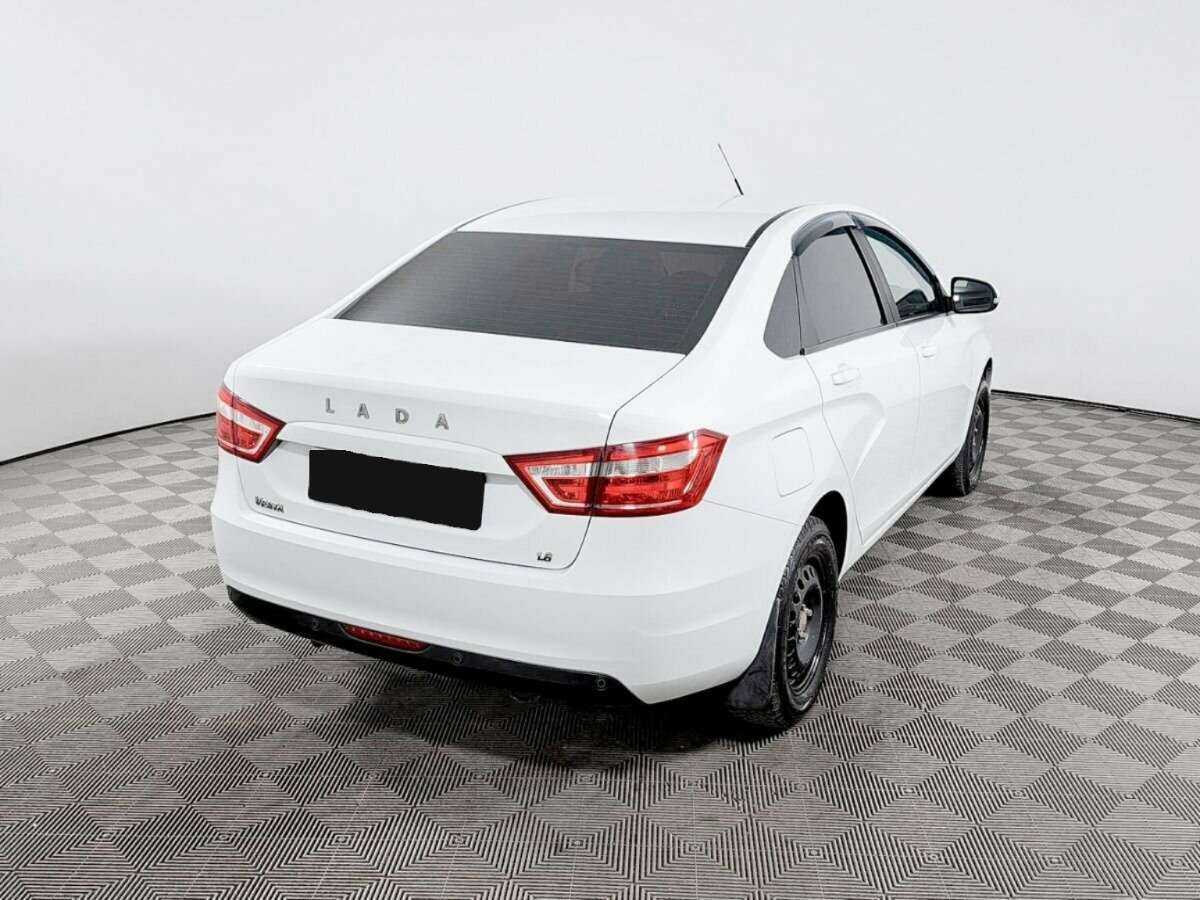 Лада (ВАЗ) Веста б/у, 2019, Механическая. Фото: #3
