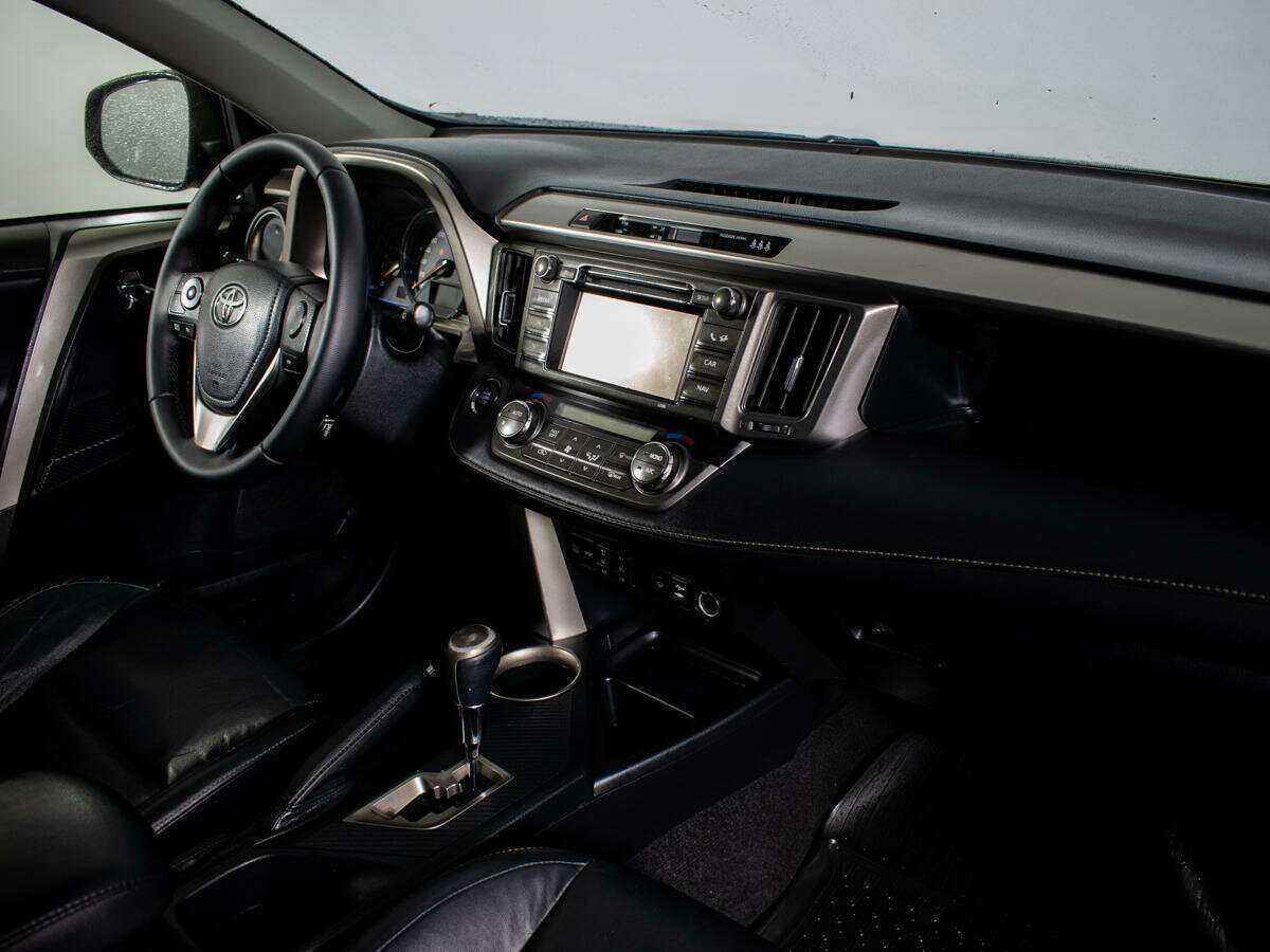 Toyota RAV4 б/у, 2013, Автоматическая. Фото: #6