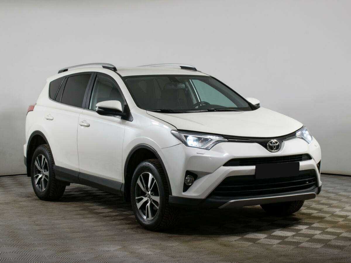 Toyota RAV4 б/у, 2017, Автоматическая. Фото: #2