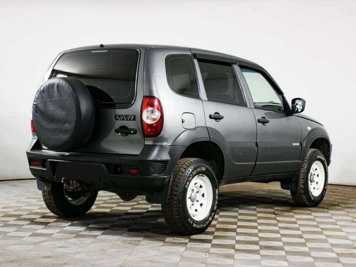 Chevrolet Niva б/у, 2018, Механическая. Фото: #3