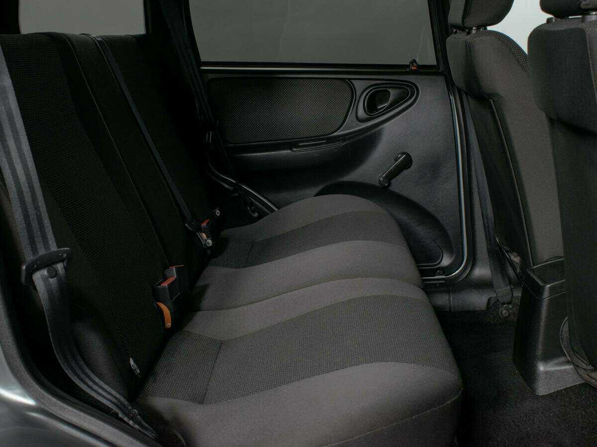 Chevrolet Niva б/у, 2018, Механическая. Фото: #9