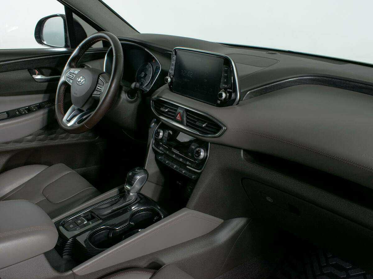 Hyundai Santa Fe б/у, 2018, Автоматическая. Фото: #9