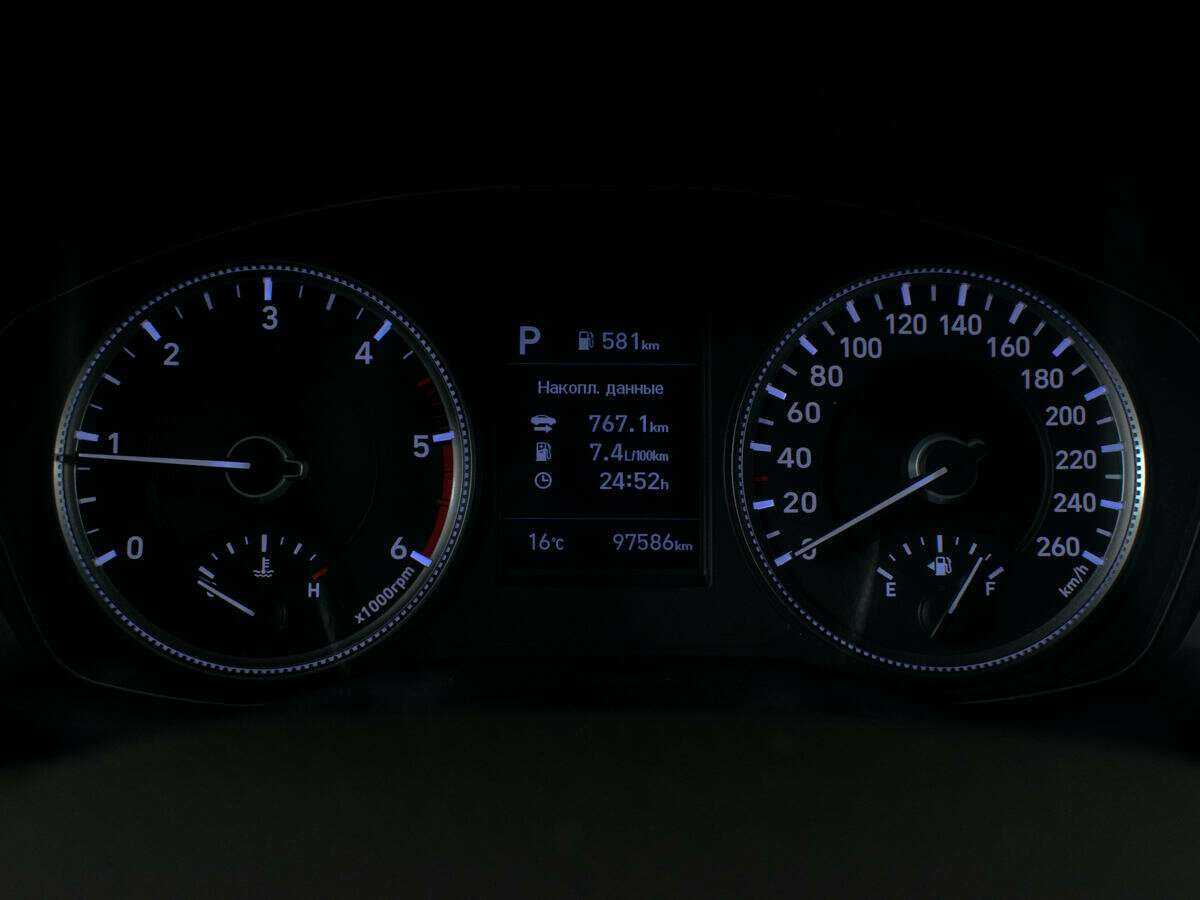 Hyundai Santa Fe б/у, 2018, Автоматическая. Фото: #16