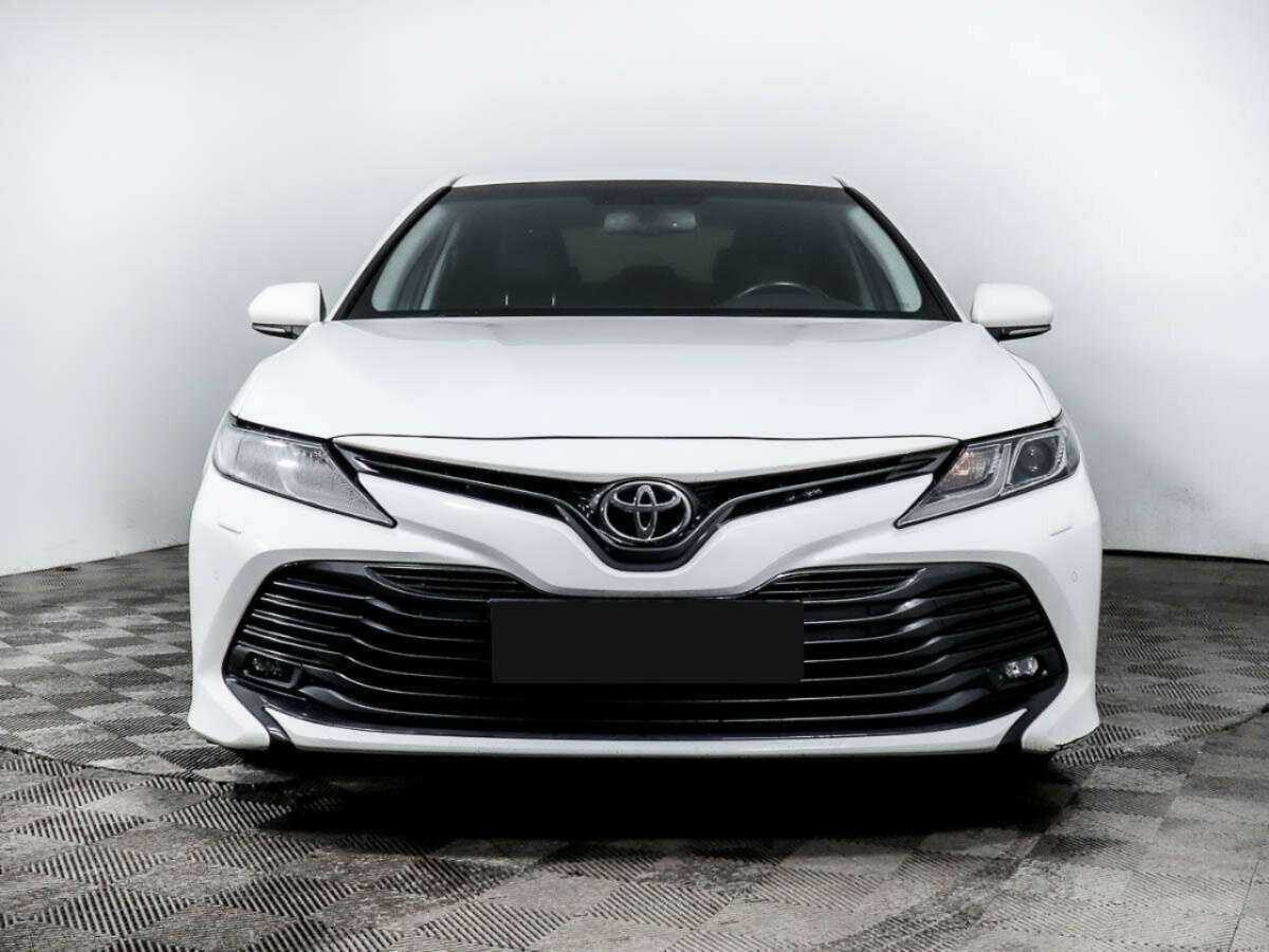 Toyota Camry б/у, 2020, Автоматическая. Фото: #1