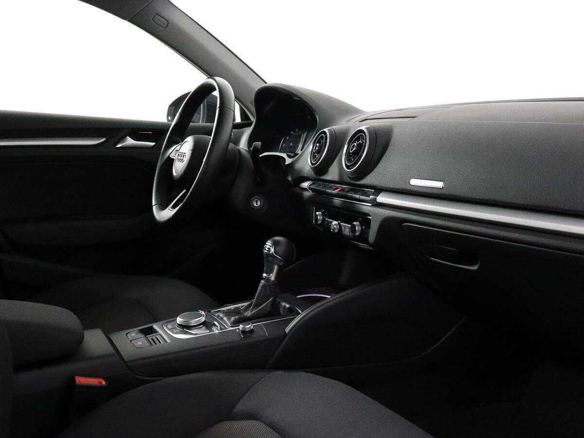 Audi A3 б/у, 2019, Роботизированная. Фото: #6