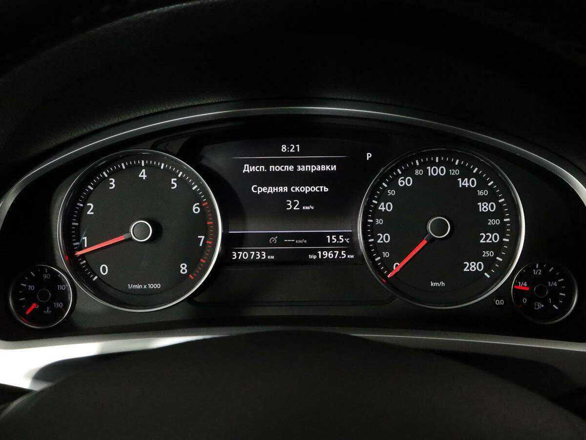 Volkswagen Touareg б/у, 2012, Автоматическая. Фото: #8