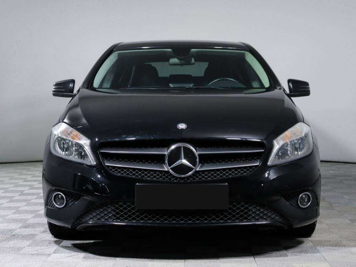 Mercedes-Benz A-Класс б/у, 2013, Роботизированная. Фото: #1