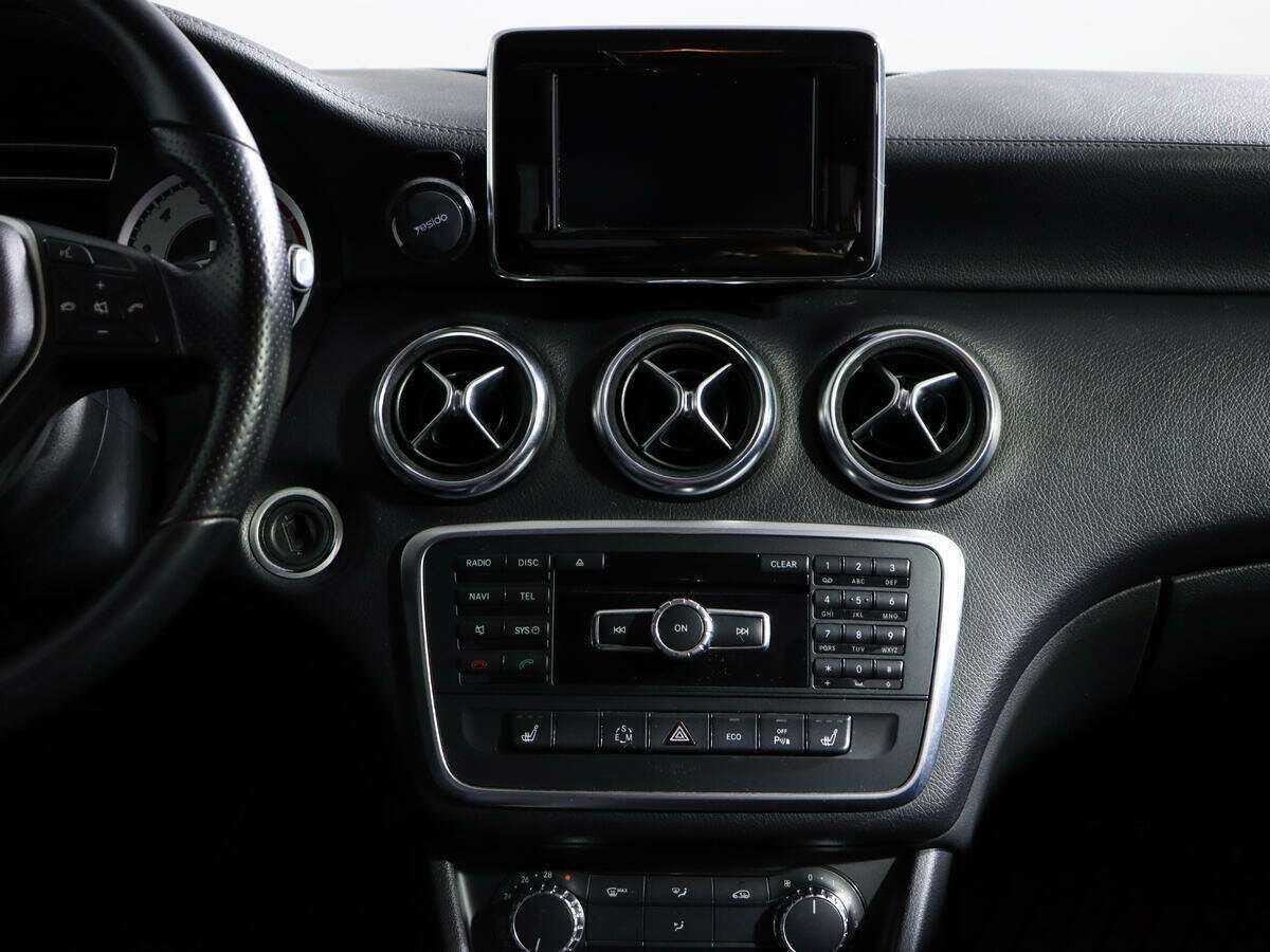 Mercedes-Benz A-Класс б/у, 2013, Роботизированная. Фото: #11